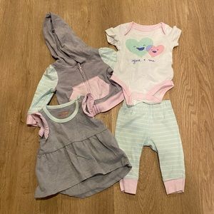 Cat and Jack Baby Girl Newborn You + Me Hearts 4 Piece Set 2 Tops, Hood, Legging